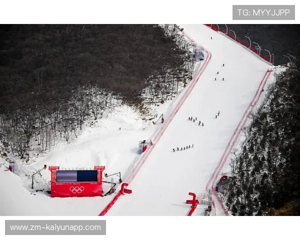 世界高山滑雪赛道修复技术合作签约公布,高山滑雪障碍赛 世界高山滑雪赛道修复技术合作签约公布,高山滑雪障碍赛