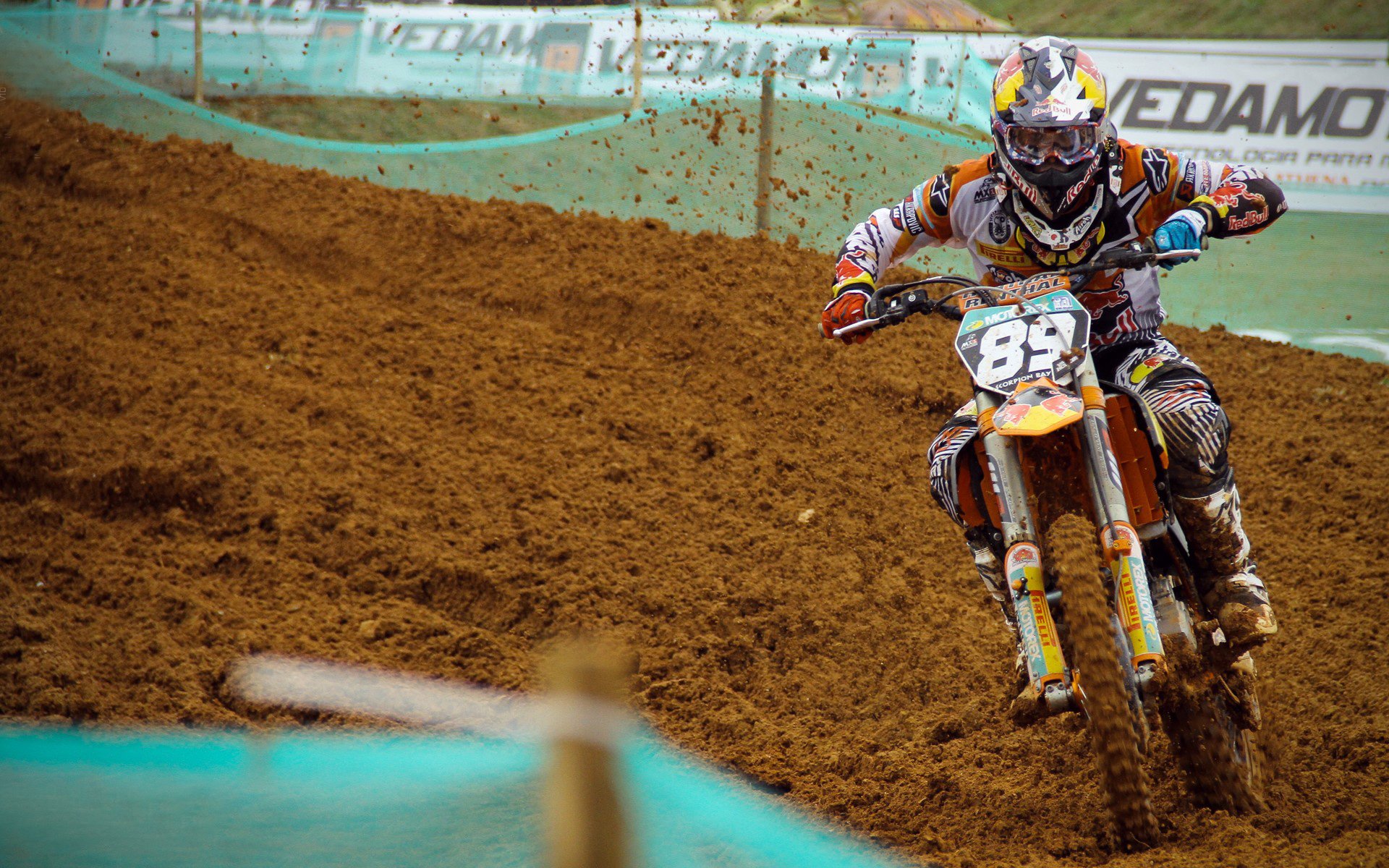 争夺晋级，谁能夺得季后赛门票？，季后赛夺冠热门